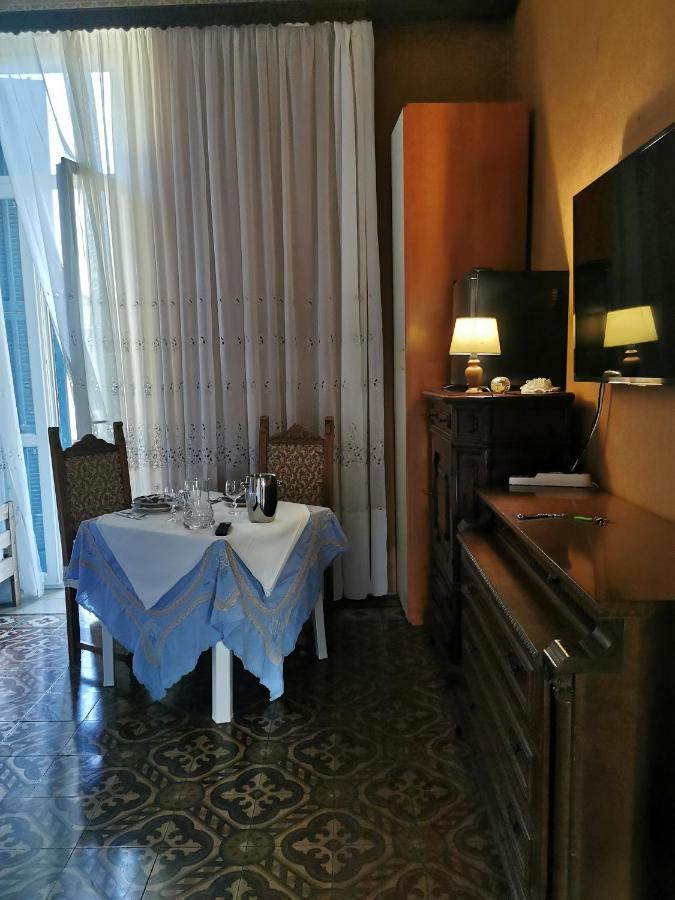 Albisola Bed And Breakfast Albisola Superiore Buitenkant foto